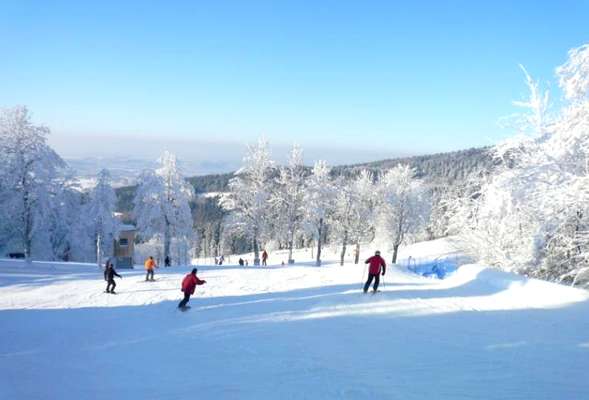 A great slope for the experienced skiers and snowboarders